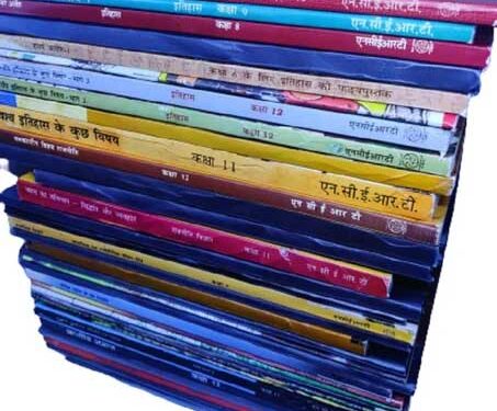 این سی ای آر ٹی کی اسکولی کتابوں میں رامائن اور مہابھارت کو شامل کرنے سفارش