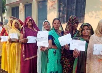 مدھیہ پردیش ور چھتیس گڑھ میں امیدواروں کی قسمت ای وی ایم میں بند