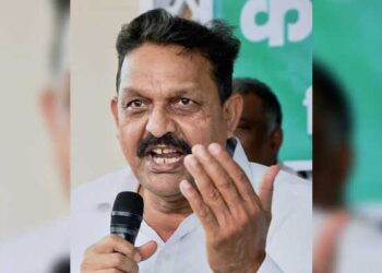 افضال انصاری کی لوک سبھا رکنیت بحال ہونے کا راستہ ہموار