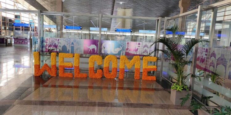 شہری ہوابازی کے ’ایف ڈی ٹی ایل‘ اصول سےمسافر مصیبت میں پھنسے