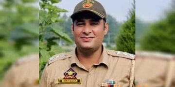 ہزاروں سوگواروں کی مو جودگی میں شہید پولیس افسر مسرور احمد وانی سپردخاک