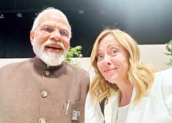 جارجیا میلونی نے نریندر مودی کے ہمراہ سیلفی شیئر کی