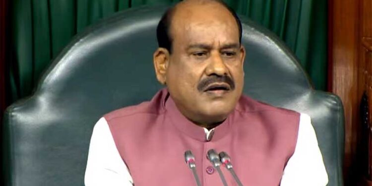 پارلیمنٹ کی سیکورٹی میں کوتاہی کولیکرابتک 92 ممبران پارلیمنٹ معطل