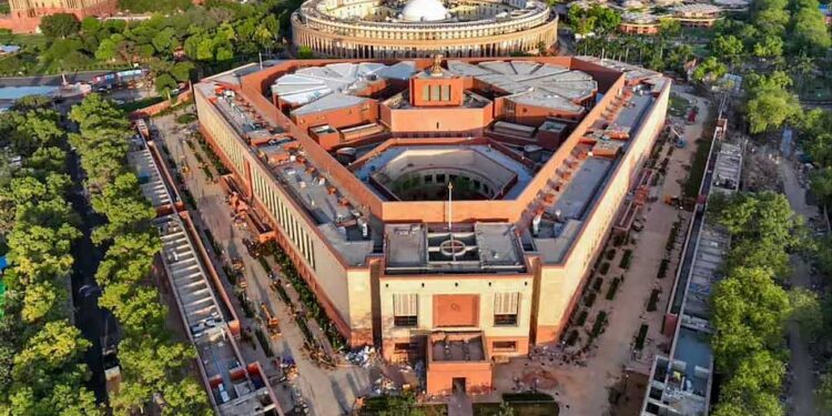 اسمبلی انتخابات جیتنے والے بی جے پی ممبران نے پارلیمنٹ چھوڑی