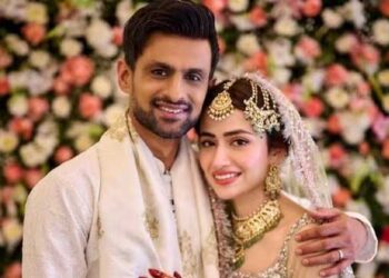 پاکستانی کرکٹر شعیب ملک کی اداکارہ ثنا جاوید سے شادی