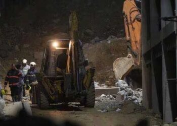 ممبئی کے گوریگائوں میں دیوار گرنے سے 2 افراد ہلاک