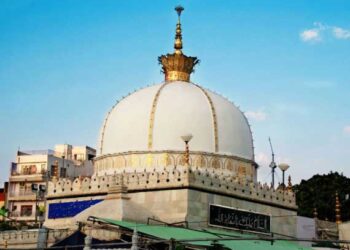 اب اجمیر درگاہ پر ہندو وادیوں کی بری نظر