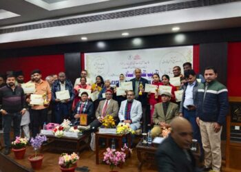 غالب انسٹی ٹیوٹ میں اردو فارسی اور موسیقی کلاسز کے آن لائن کورس کا چوتھا بیچ مکمل