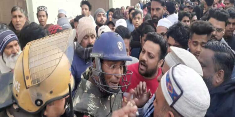 ہلدوانی تشددکے پیش نظراتر پردیش میں انتظامیہ الرٹ