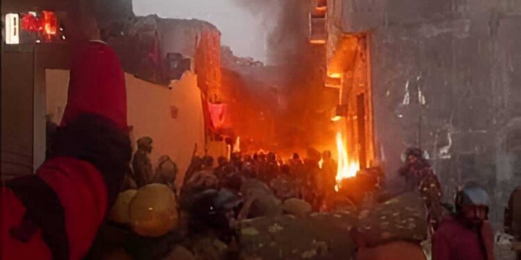 ہلدوانی میں حالات ہنوز کشیدہ،پورے شہر میں کرفیو نافذ