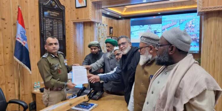 جمعیۃ علماء ہند اور جماعت اسلامی ہند کا مشترکہ وفد اتراکھنڈ کے ڈی جی پی سے ملا