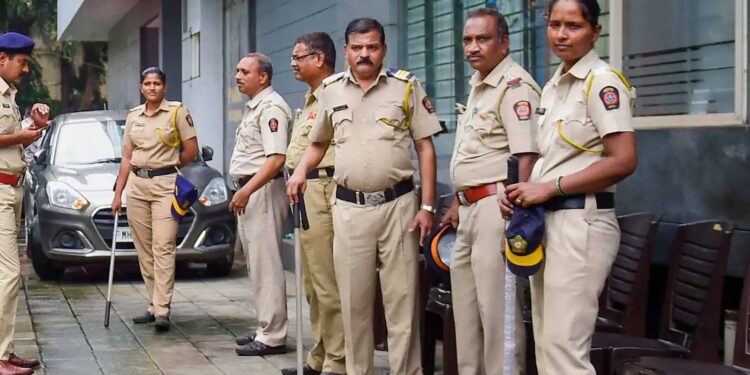 دھمکی آمیز پیغام ملنے کے بعد ممبئی پولیس الرٹ