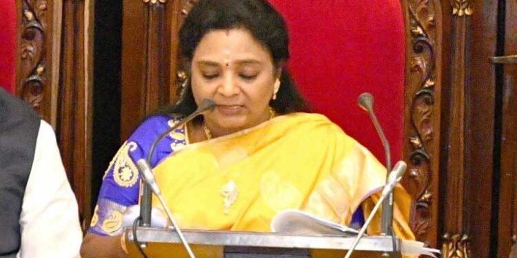 تلنگانہ اسمبلی میں گورنرکےخطبے میں ٹی آر ایس پر ریاست کو قرضدار بنانے کا الزام