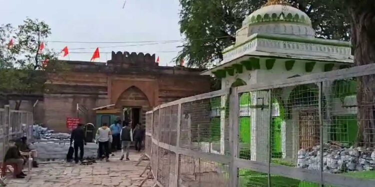 مدھیہ پردیش کے دھار واقع بھوج شالہ میں دوسرے دن بھی سروے