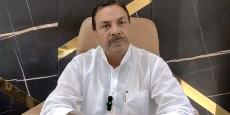 مہاراشٹر میں کسی مسلم لیڈر کوٹکٹ نہ ملنے پر کانگریس لیڈرعارف نسیم خان ناراض