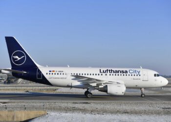 جرمنی کا مسافر بردارطیارہ حادثہ کا شکارہوتے ہوتے بچا