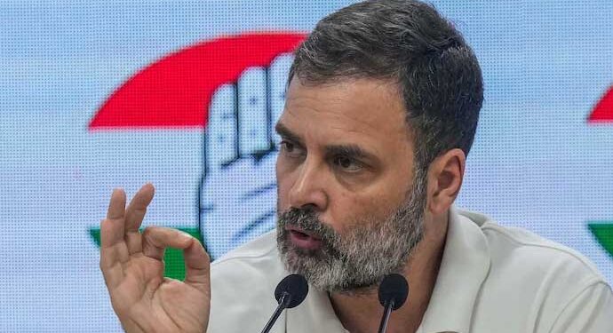 قبائلیوں کووَنواسی کہنا ان کے لسانی وقاراوررہن سہن کو مٹانا ہے۔راہل