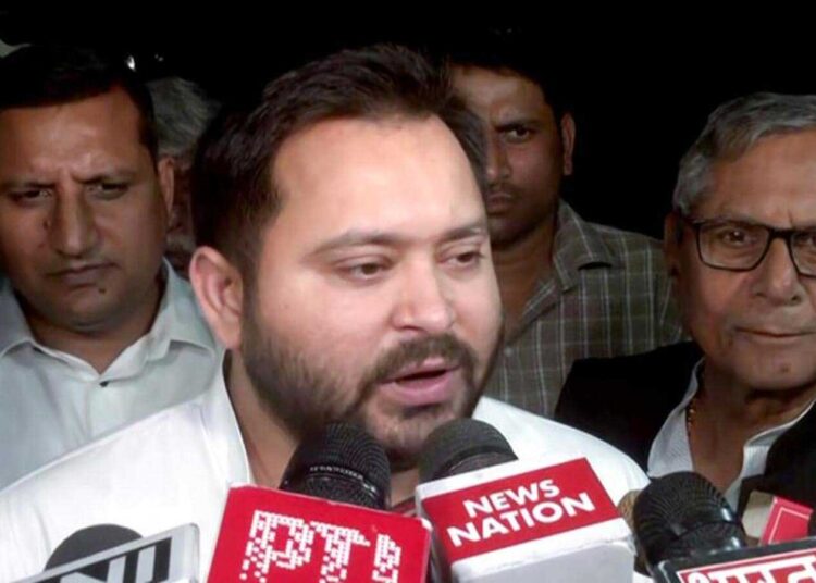 مرکز کی مودی حکومت پر تیجسوی یادوکا زبردست حملہ