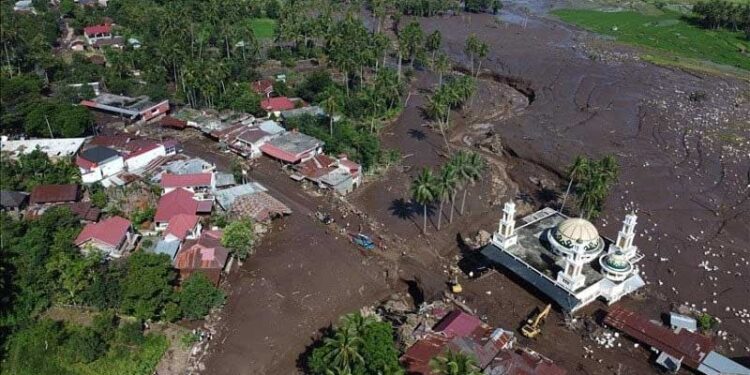 انڈونیشیا میں ٹھنڈے لاوے کے سیلاب کاقہر! 52 ہلاک، 17 لاپتہ