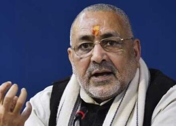 چہرہ دکھا کر ووٹ ڈالیں۔برقع پوش خواتین کوگری راج سنگھ کی تلقین