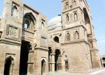 جونپور کی تاریخی اٹالہ مسجد کے مندر ہونے کا دعویٰ