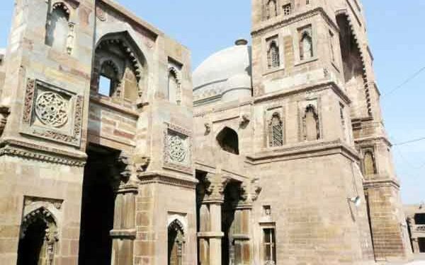 جونپور کی تاریخی اٹالہ مسجد کے مندر ہونے کا دعویٰ