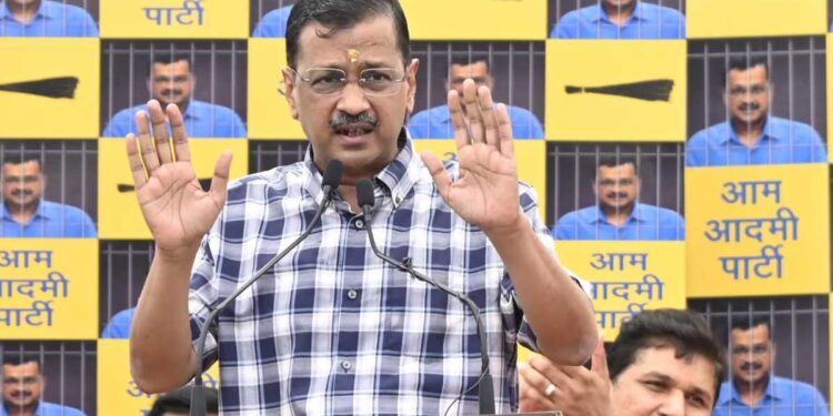عام آدمی پارٹی کے ارکان اسمبلی سے کیجریوال کی ملاقات