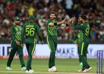 ٹی-20 ورلڈ کپ کے لیےپاکستان کے 15 رکنی اسکواڈ کا اعلان