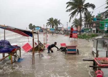 گردابی طوفان ’ریمل‘ نےبنگلہ دیش میں زبردست تباہی مچائی