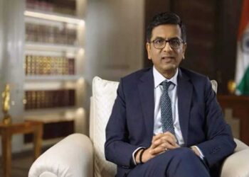 ہم آئین کے خادم ہیں، مالک نہیں۔چیف جسٹس آف انڈیا