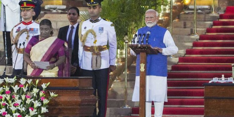 وزیر اعظم کے طورپرمسلسل تیسری بارنریندر مودی کی حلف برداری