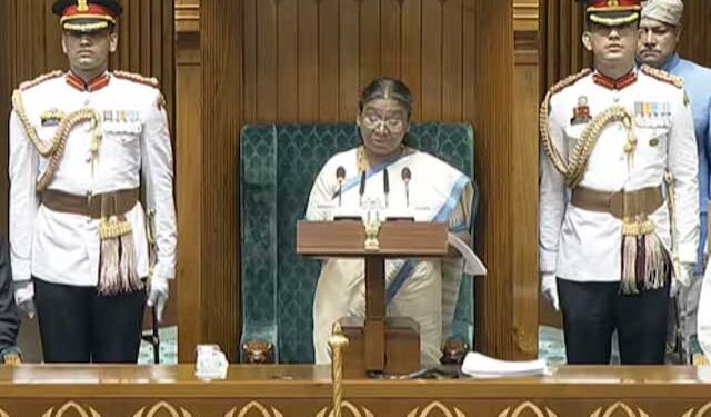 پیپر لیک کےمجرموں کو سزا دینےکے لیے حکومت پرعزم ۔صدر جمہوریہ