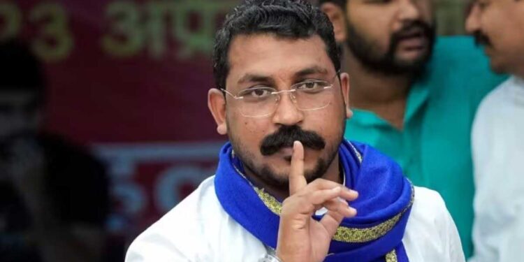 میں گھر میں نماز پڑھوا لوں گا ۔چندرشیکھر آزاد