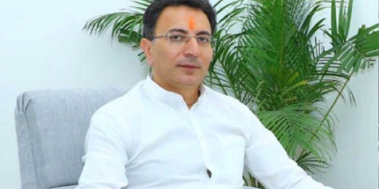 مرکزی وزیر جتن پرساد سڑک حادثہ میں زخمی