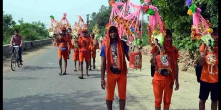 یوپی میں کانوڑ یاترا کے راستوں پرموجود دکانوں پر مالک کا نام لکھنے کی ہدایت