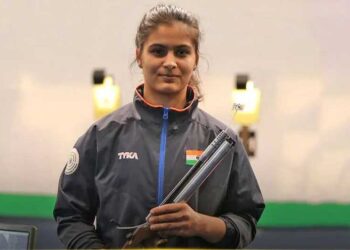 پیرس اولمپکس میں خاتون شوٹر منو بھاکر ہندوستان کے لئے پہلا تمغہ حاصل کرنے میں کامیاب