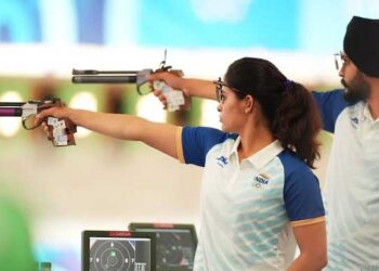 پیرس اولمپکس میں منو بھاکر اور سربجوت سنگھ کی جوڑی نے تاریخ رقم کی