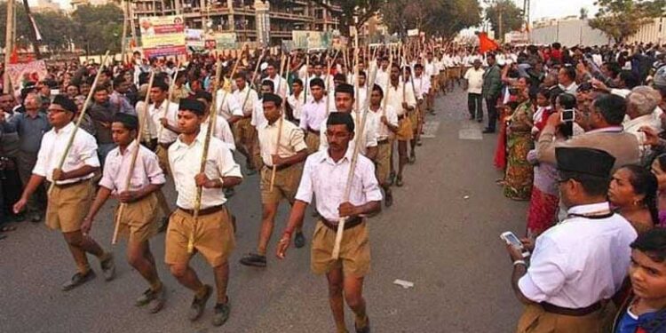 سرکاری ملازمین کے آر ایس ایس کی سرگرمیوں میں حصہ لینے پر پابندی ہٹادی گئی