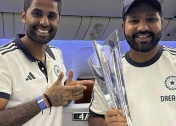 ٹیم انڈیاٹی-20 ورلڈ کپ کے ساتھ وطن واپس