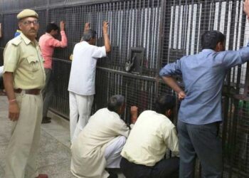 دہلی کے تہاڑ جیل میں تقریباً 125 قیدی ایڈزسے متاثر