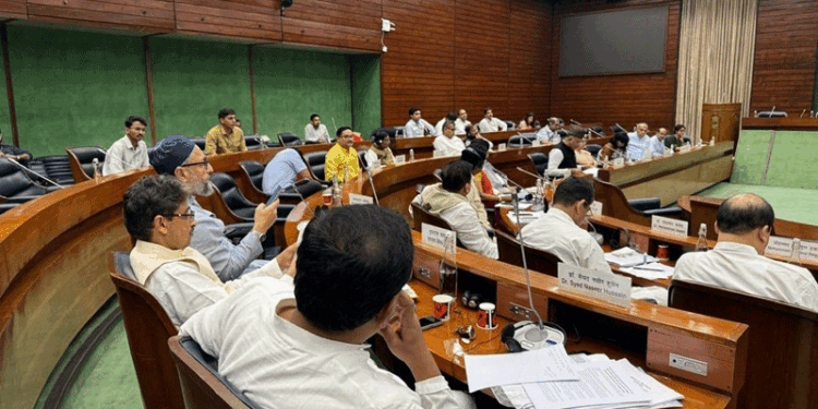 وقف ترمیمی بل پر جے پی سی  کا  دوسر ا اجلاس  بھی ہنگامہ خیز