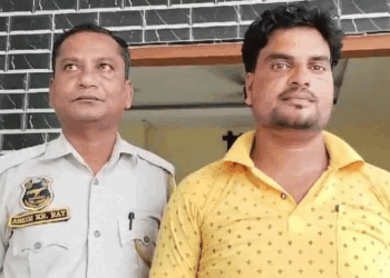 میاں مسلمانوں کو نشانہ بنانے کے خلاف احتجاجی نغمہ۔ گلوکار الطاف حسین گرفتار