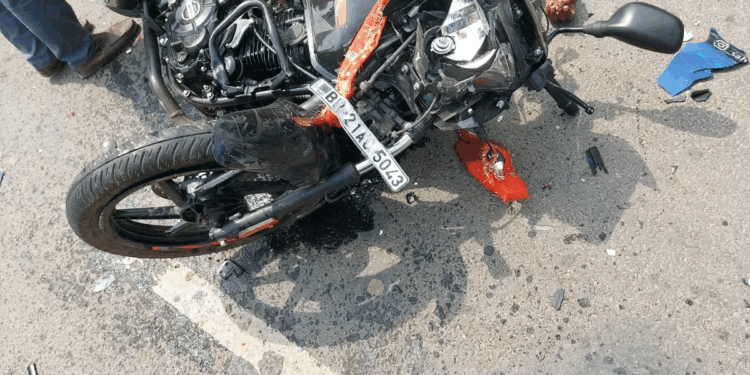 نالندہ میں تیز رفتار دو بائک میں  ٹکر، 4 نوجوانوں کی دردناک موت