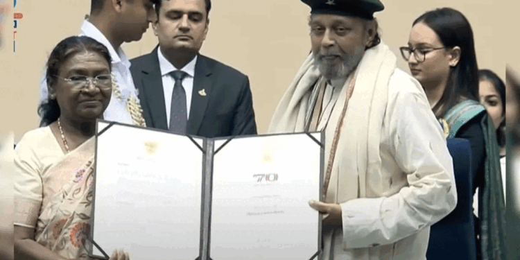 متھن چکرورتی کودادا صاحب پھالکے ایوارڈ