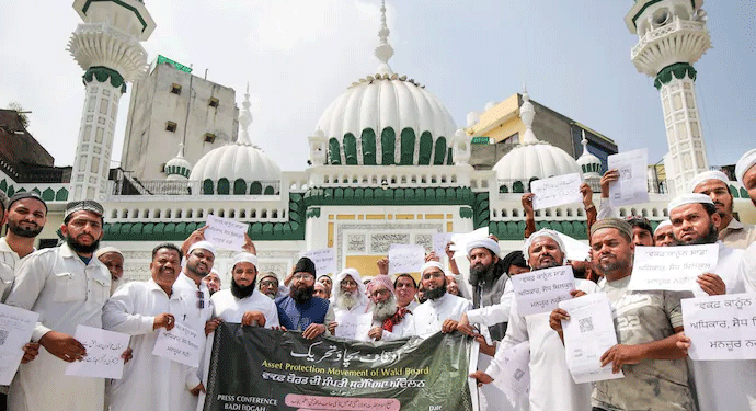 وقف (ترمیمی) بل پر جے پی سی کے اجلاس میں پھر ہنگامہ