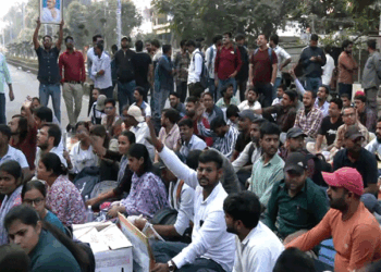 اتر پردیش پبلک سروس کمیشن کے امیدواروں کے احتجاج نے شدّت اختیار کر لی