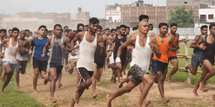 داناپور میں فوج کی بھرتی کے امتحان میں ہنگامہ