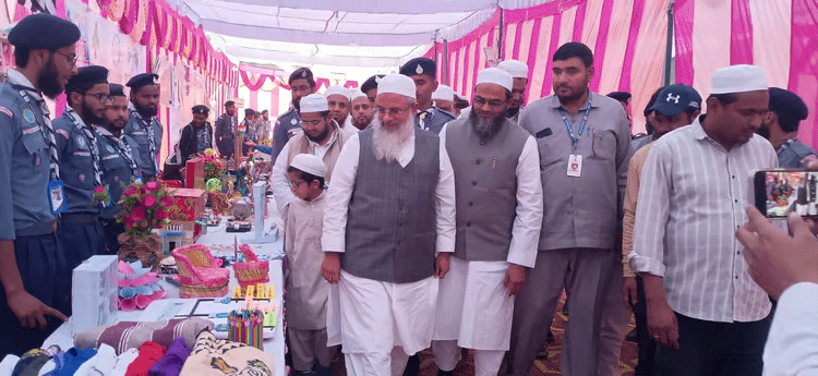 ’اپنے کردار کو سماج کی بھلائی کے لیے وقف کریں‘، مولانا محمود مدنی