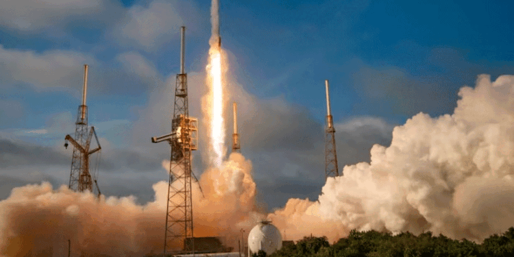 ہندوستان نے تاریخ رقم کرتے ہوئے خلا میں ایک اور قدم آگے بڑھا دیا