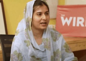 اقرا حسن نے  آر ایس ایس چیف موہن بھاگوت کی تعریف کی